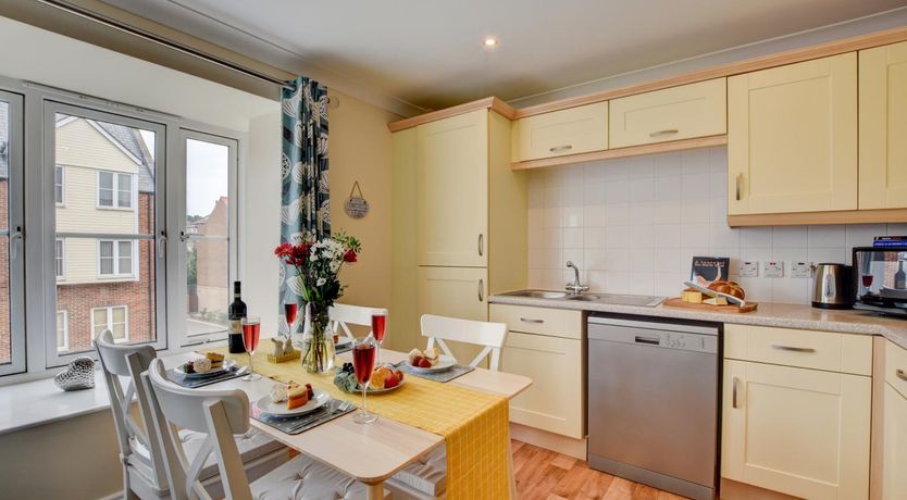 Photo of 2 Bed in Whitby
