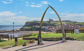 Photo of 2 Bed in Whitby
