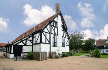 4 Bed in Thorpeness Holiday Home