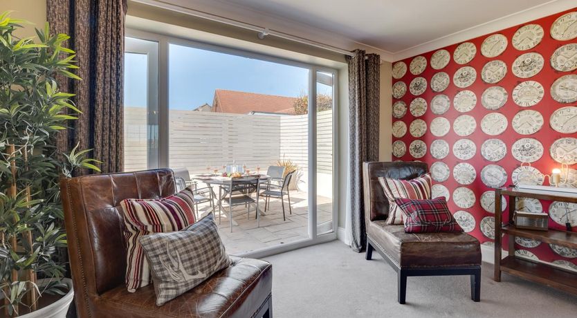 Photo of 5 Bed in Seahouses