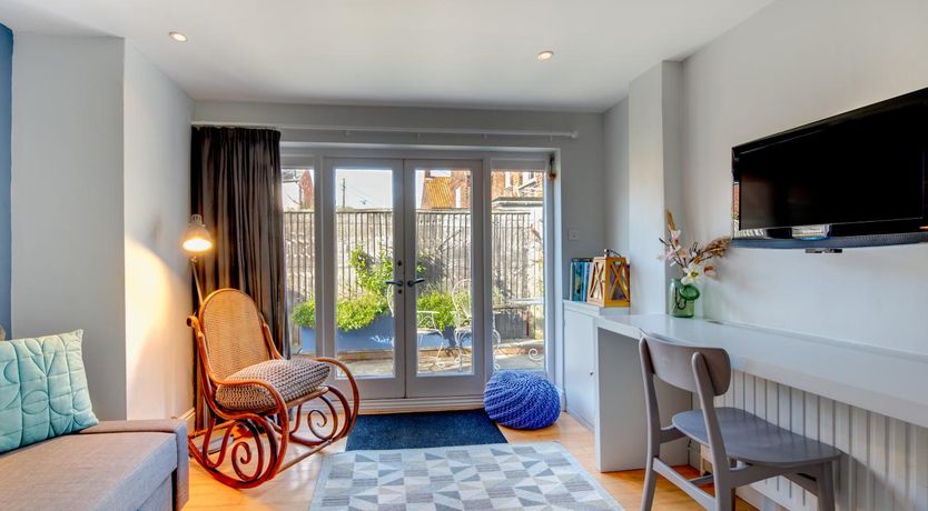 Photo of 6 Bed in Southwold