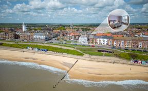 Photo of 6 Bed in Southwold