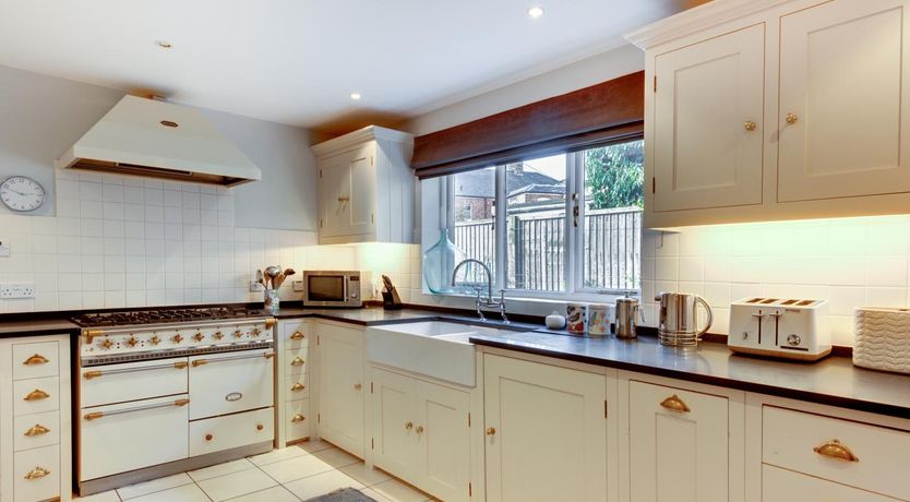 Photo of 6 Bed in Southwold