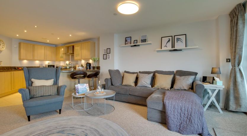 Photo of 2 Bed in West Bay
