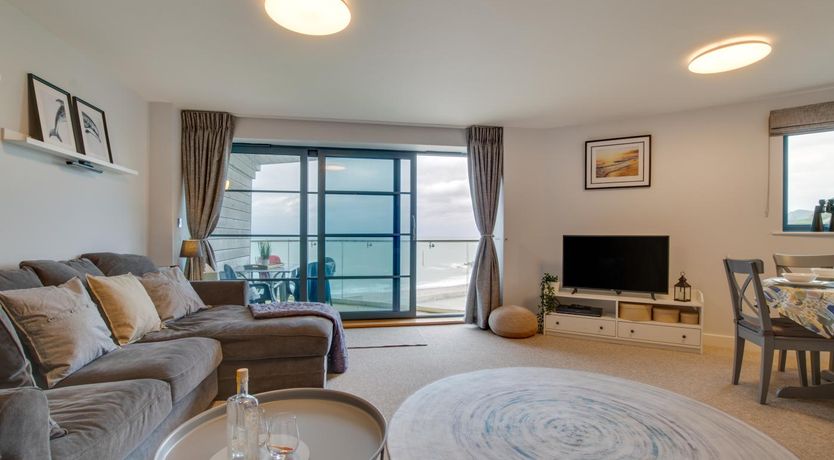 Photo of 2 Bed in West Bay