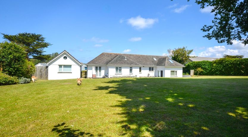Photo of 6 Bed in Padstow