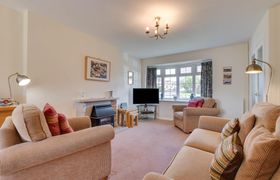 Photo of 3-bed-in-sidford