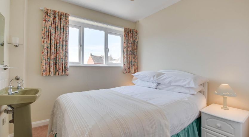 Photo of 3 Bed in Sidford