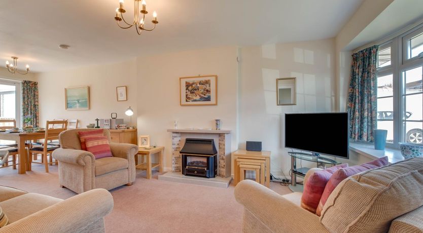 Photo of 3 Bed in Sidford