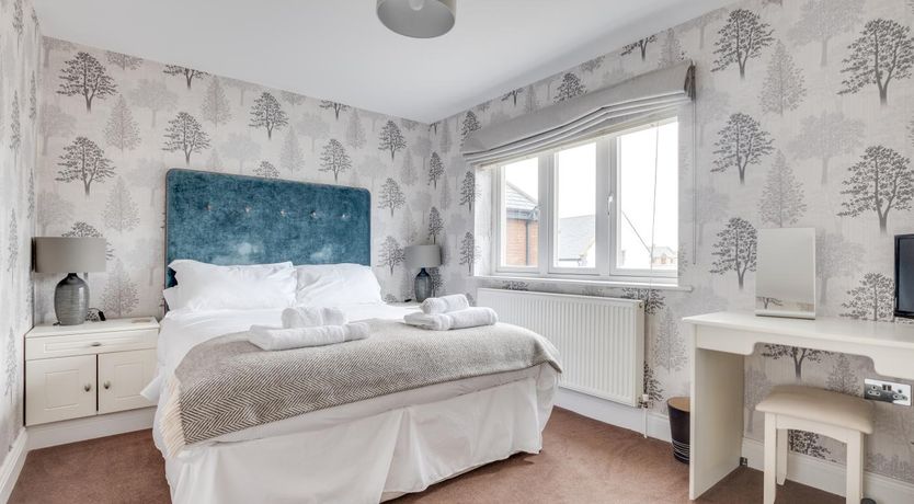 Photo of 4 Bed in North Sunderland