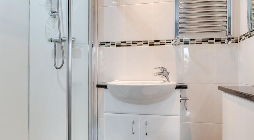 Photo of 4 Bed in North Sunderland