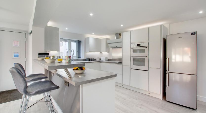 Photo of 3 Bed in Holt