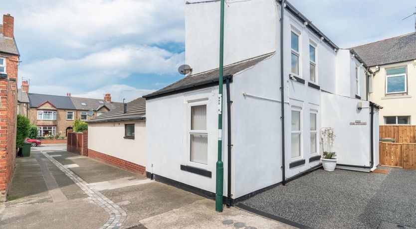 Photo of 2 Bed in Saltburn-by-the-Sea