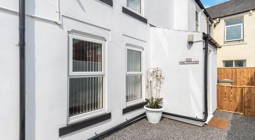 Photo of 2 Bed in Saltburn-by-the-Sea