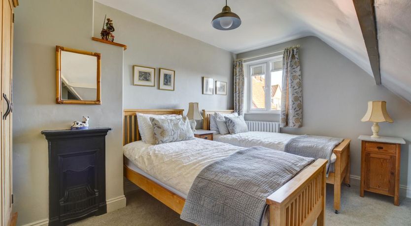 Photo of 2 Bed in Holt