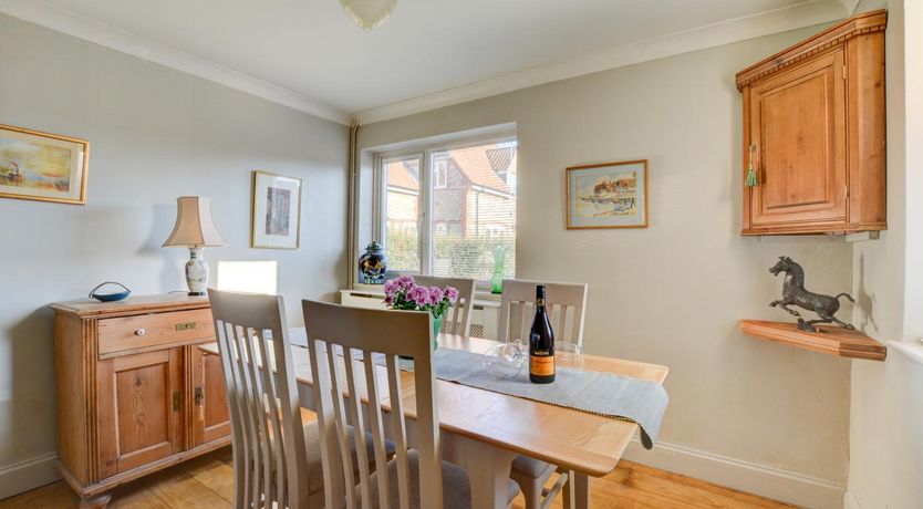 Photo of 2 Bed in Holt