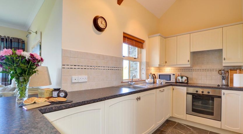 Photo of 2 Bed in Lampeter