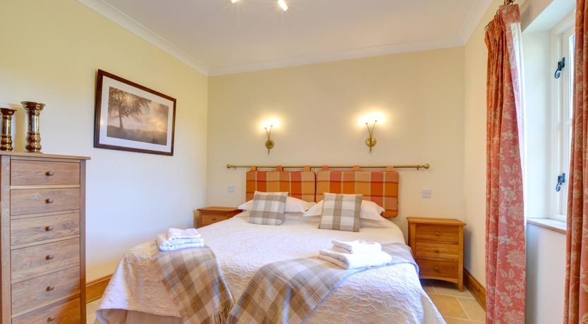 Photo of 2 Bed in Lampeter