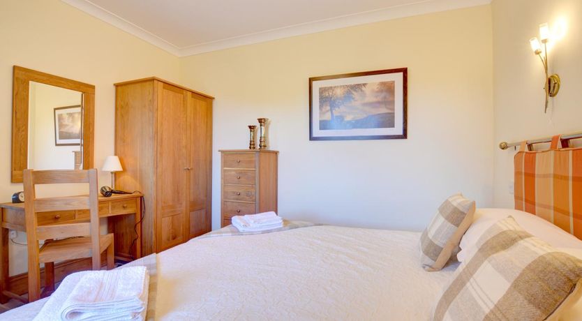 Photo of 2 Bed in Lampeter