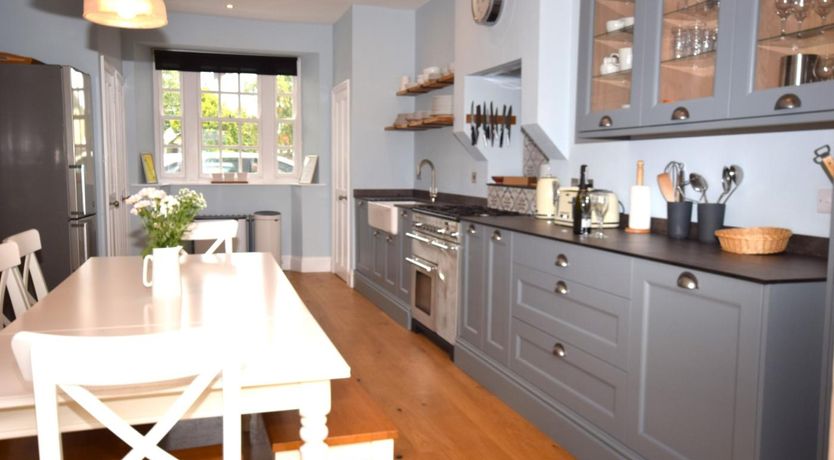 Photo of 4 Bed in Shaldon