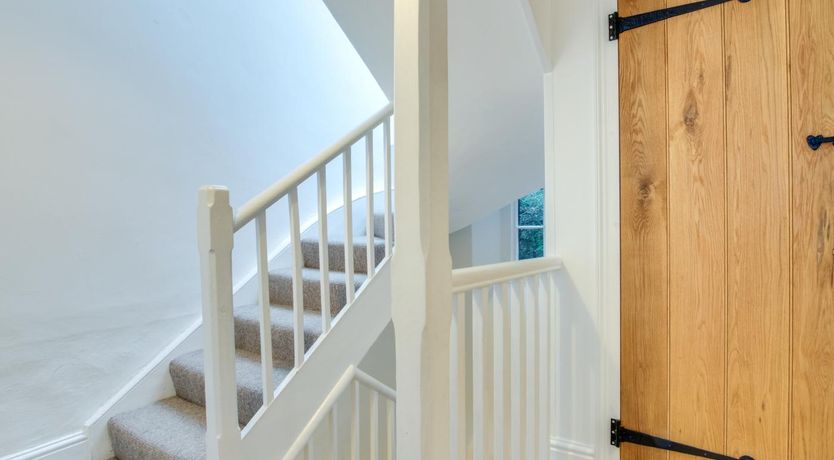 Photo of 3 Bed in Dartmouth