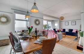 Photo of 4-bed-in-praa-sands