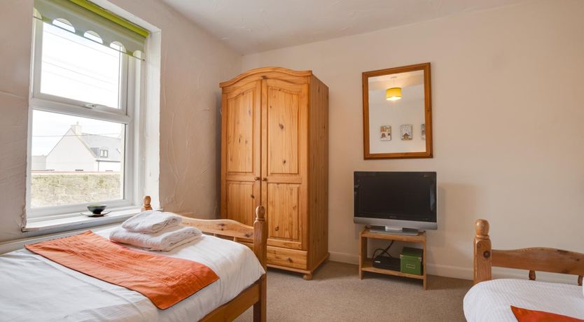 Photo of 3 Bed in Seahouses