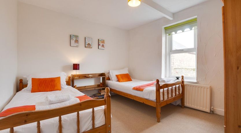 Photo of 3 Bed in Seahouses