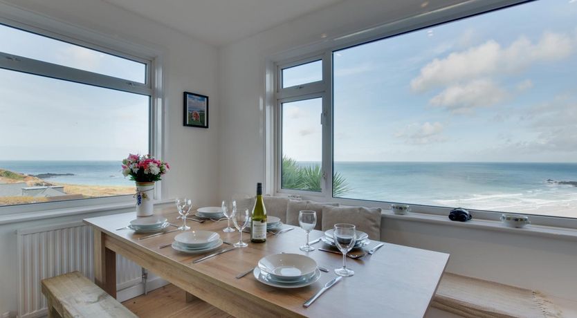 Photo of 3 Bed in St. Ives