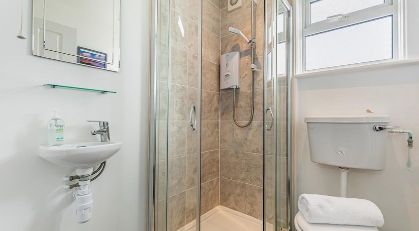 Photo of 3 Bed in St. Ives