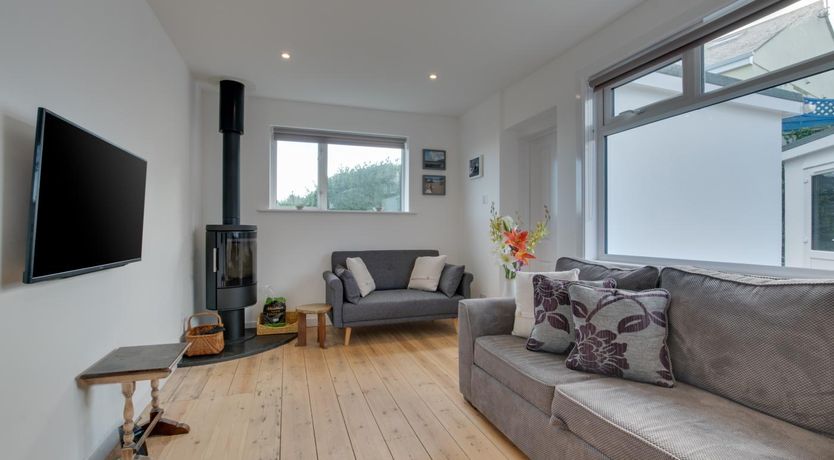Photo of 3 Bed in St. Ives
