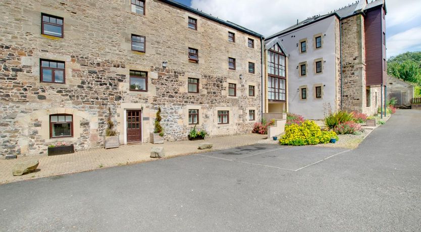 Photo of 2 Bed in Waren Mill