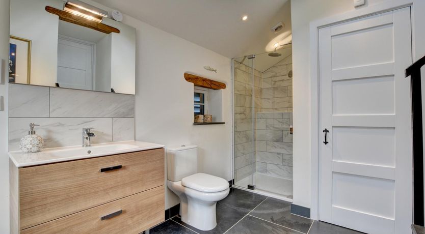 Photo of 2 Bed in Ilfracombe