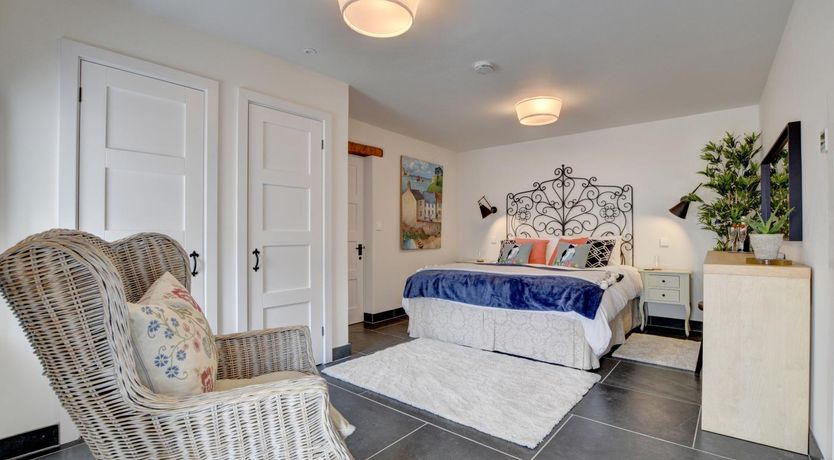 Photo of 2 Bed in Ilfracombe