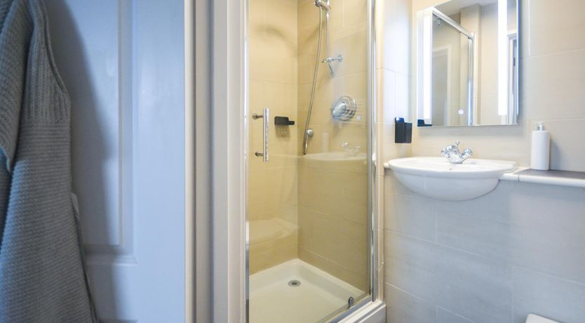 Photo of 2 Bed in St Ives