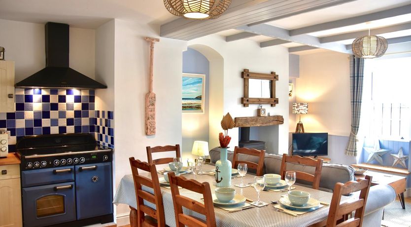 Photo of 3 Bed in Gorran Haven