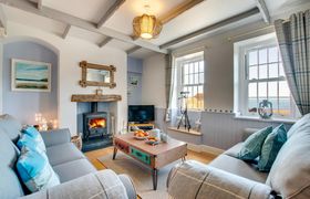 Photo of 3-bed-in-gorran-haven