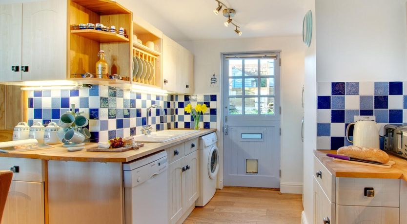 Photo of 3 Bed in Gorran Haven