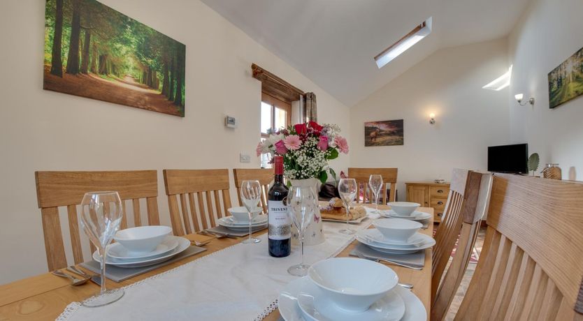 Photo of 3 Bed in South Molton
