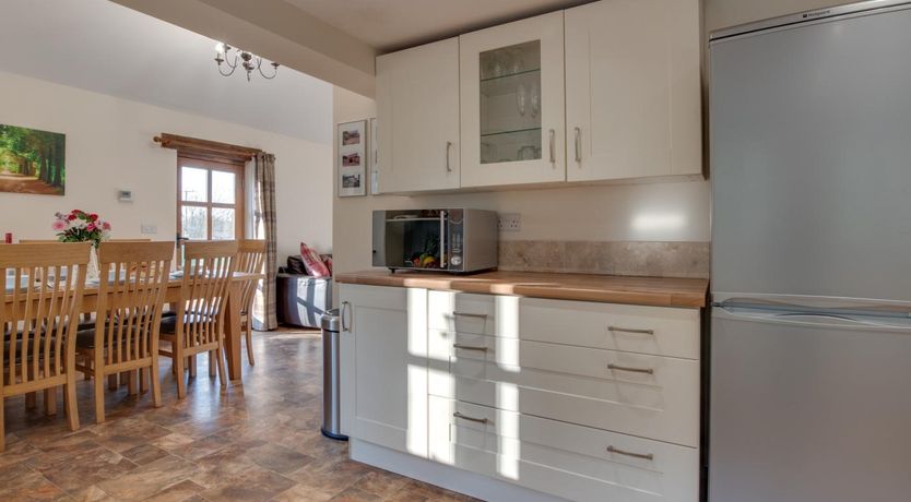 Photo of 3 Bed in South Molton