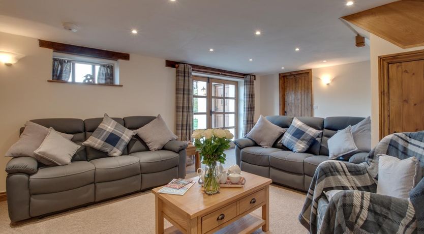 Photo of 3 Bed in South Molton