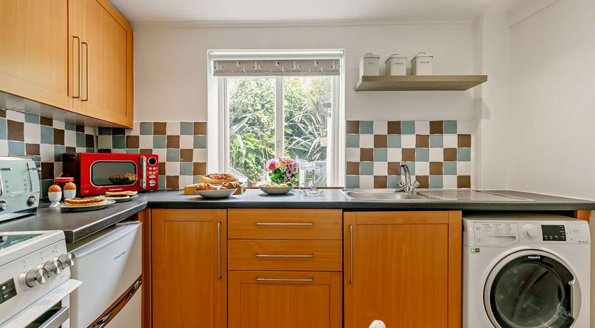 Photo of 2 Bed in St. Ives