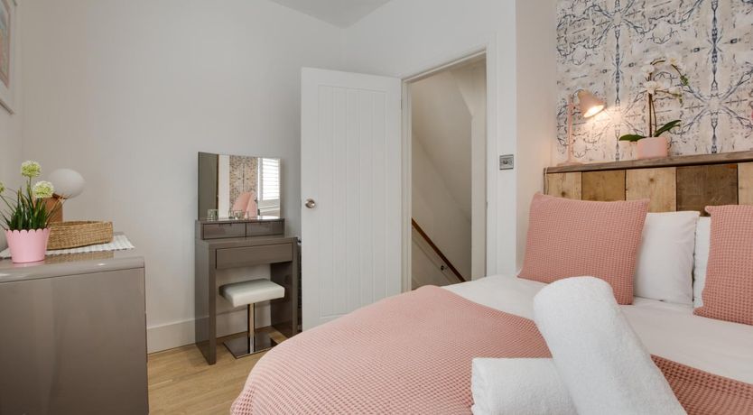 Photo of 3 Bed in Brighton