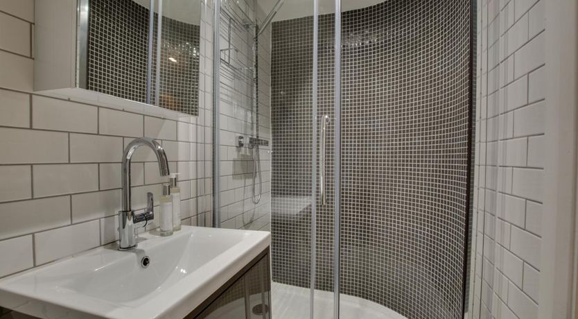 Photo of 3 Bed in Brighton