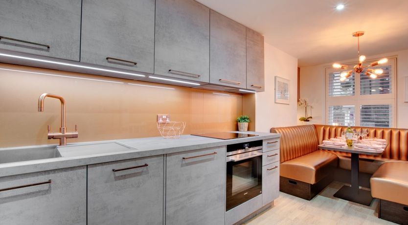 Photo of 3 Bed in Brighton