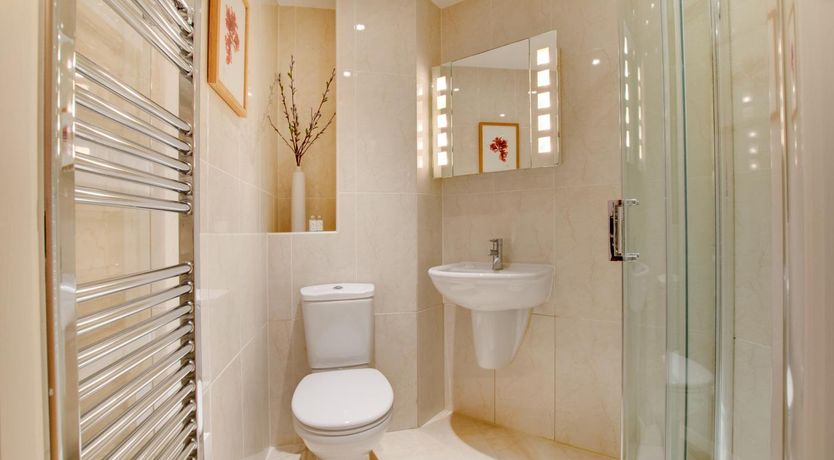 Photo of 2 Bed in West Bay