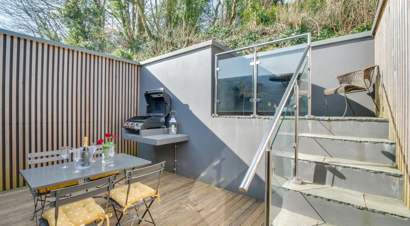 Photo of 2 Bed in Langland