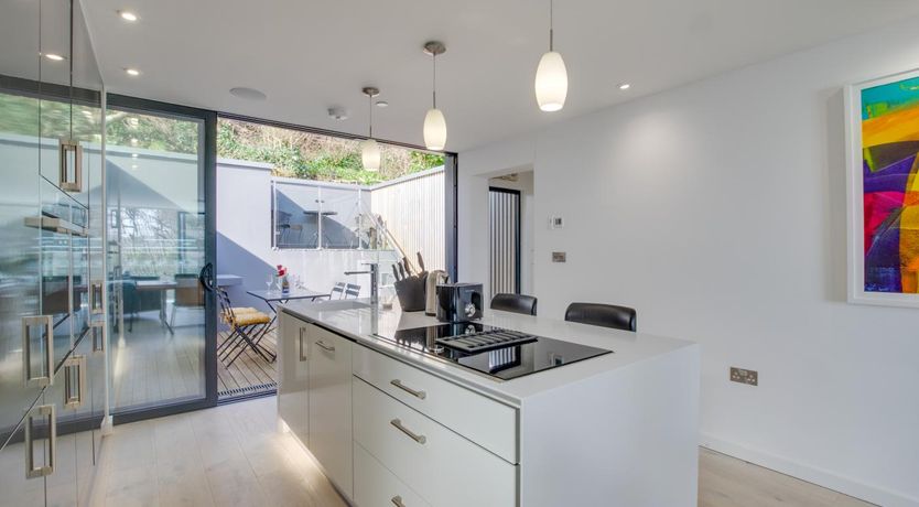 Photo of 2 Bed in Langland