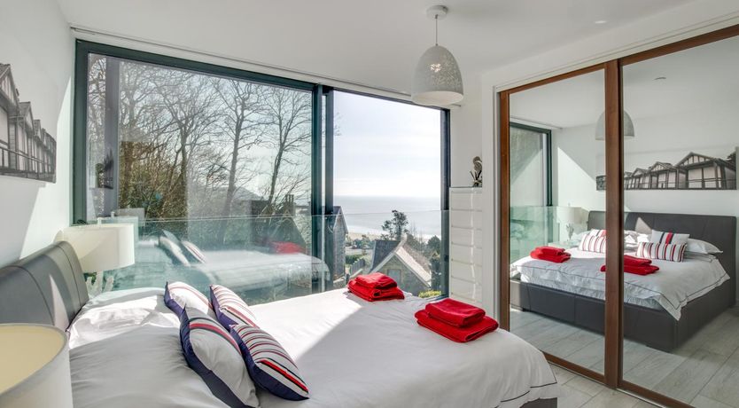 Photo of 2 Bed in Langland