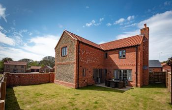 4 Bed in Mundesley Holiday Home